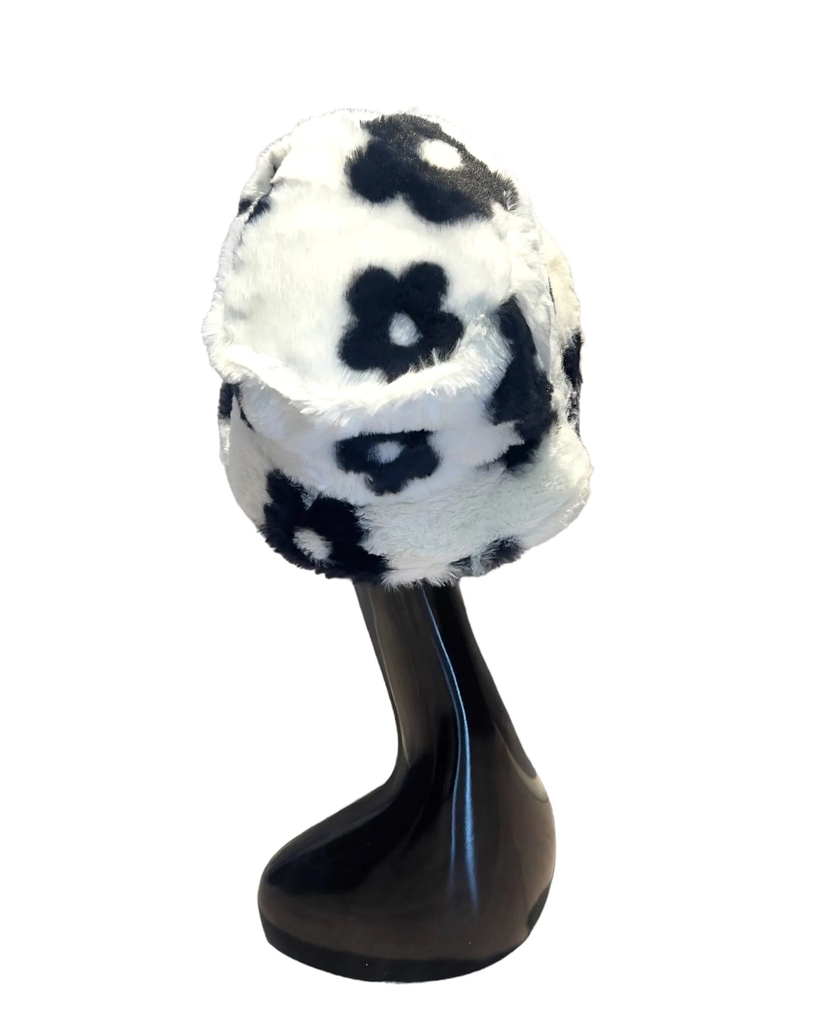 BLACK DAISIES FLUFFY WHITE BUCKET HAT